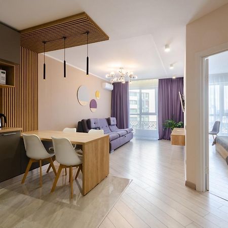 קייב Petrovdom 41B-59B-90B-77B Stunning City View Apartments At Rc Kvartet, Central Railway Station מראה חיצוני תמונה