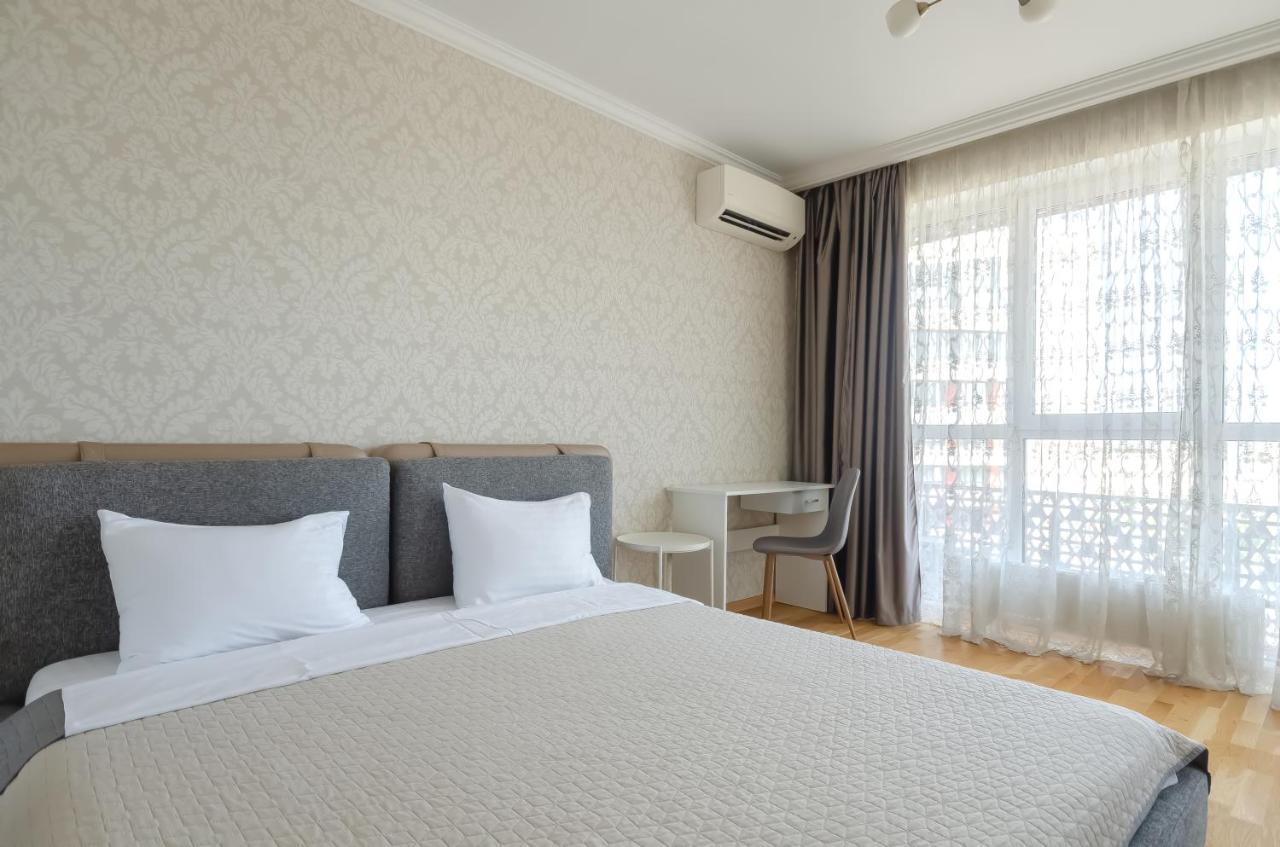 קייב Petrovdom 41B-59B-90B-77B Stunning City View Apartments At Rc Kvartet, Central Railway Station מראה חיצוני תמונה