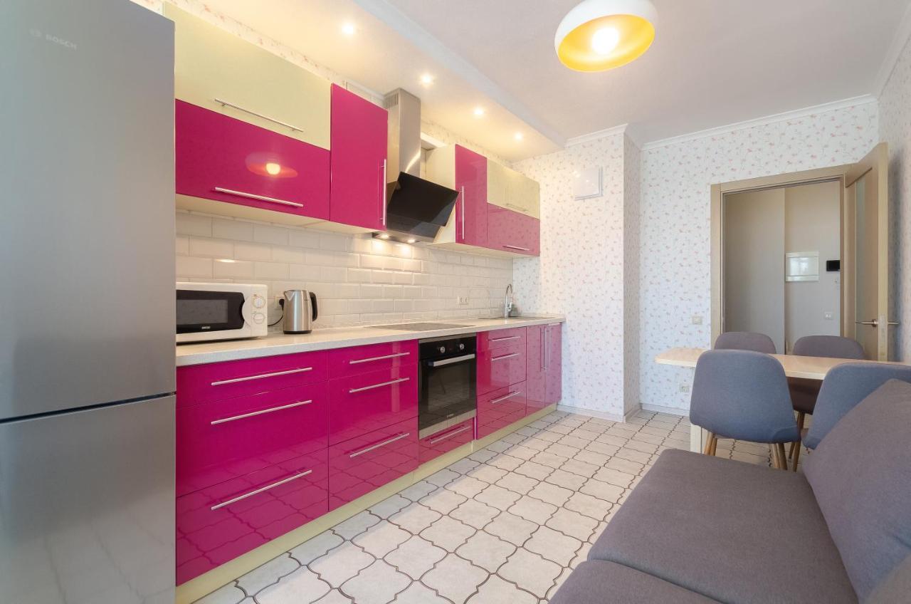 קייב Petrovdom 41B-59B-90B-77B Stunning City View Apartments At Rc Kvartet, Central Railway Station מראה חיצוני תמונה